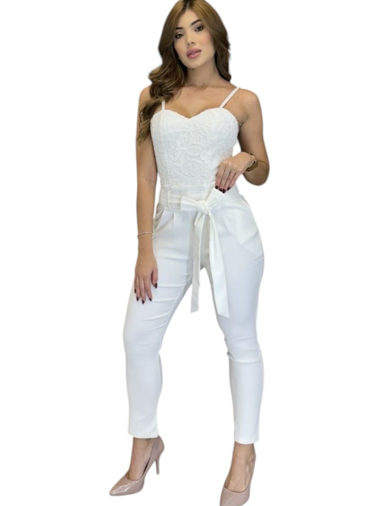 ENTERIZO BORDADO BLANCO