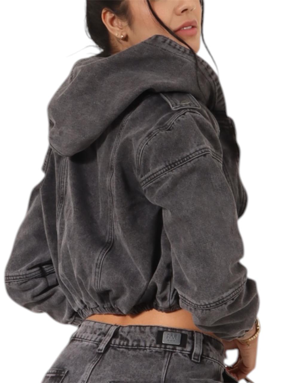 CHAQUETA GRIS