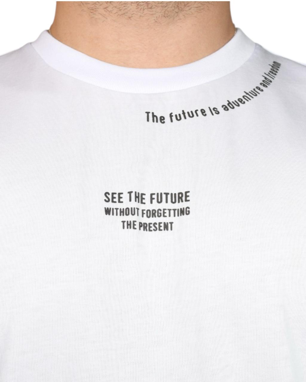 CAMISETA OVERSIZED FUTURE BLANCA
